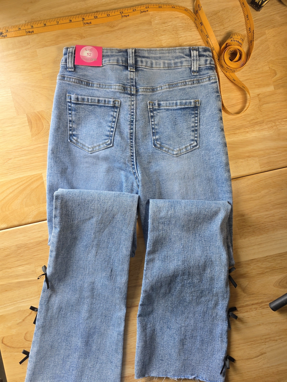 NWT Denim Diva Bow Detail Girls Jeans - Picture 6 of 6